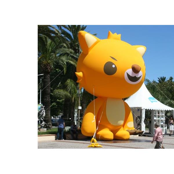 Cannes Inflatable Lion