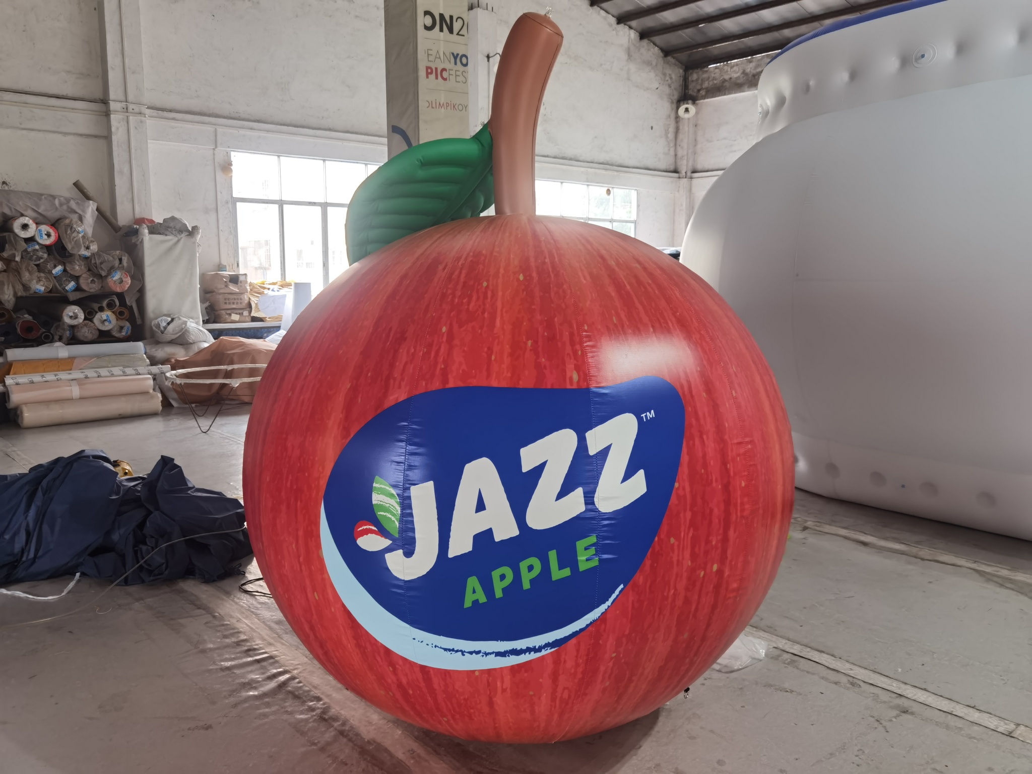 Jazz Apple bobbing for the BHF